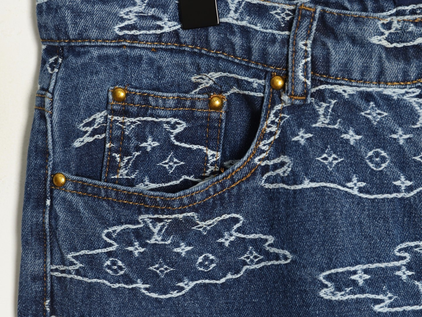 l0*is V*t0n 25fw jeans suit