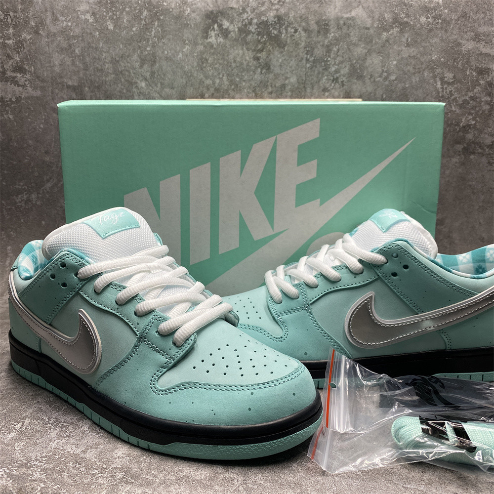 Nike SB Dunk Low green