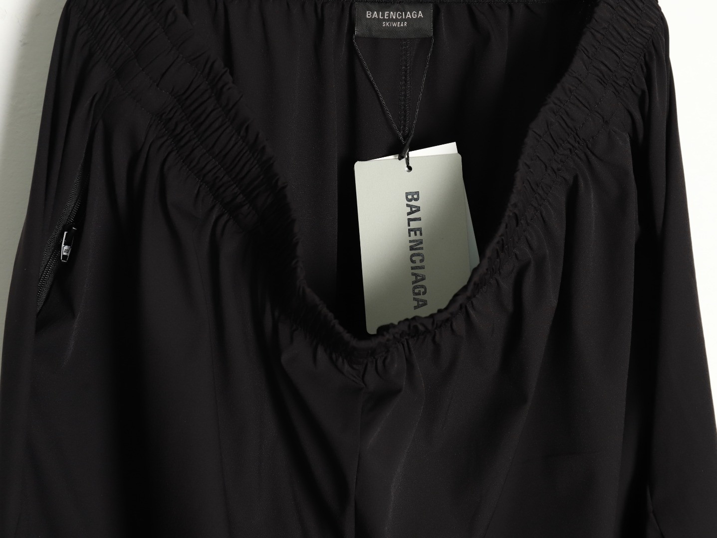 Ba*len*cia*ga shorts