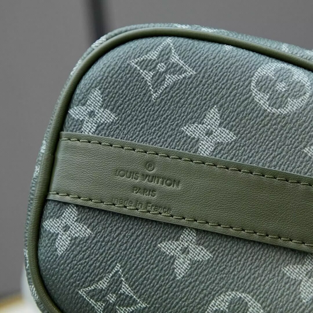 LV Keepall Bandoulière 25 M11591 25x15x11cm