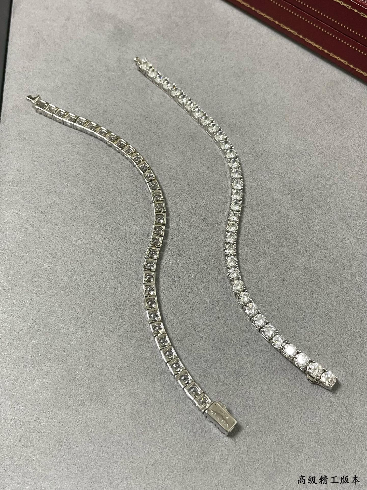 ca*t*er full Di*m*nd four-claw bracelet