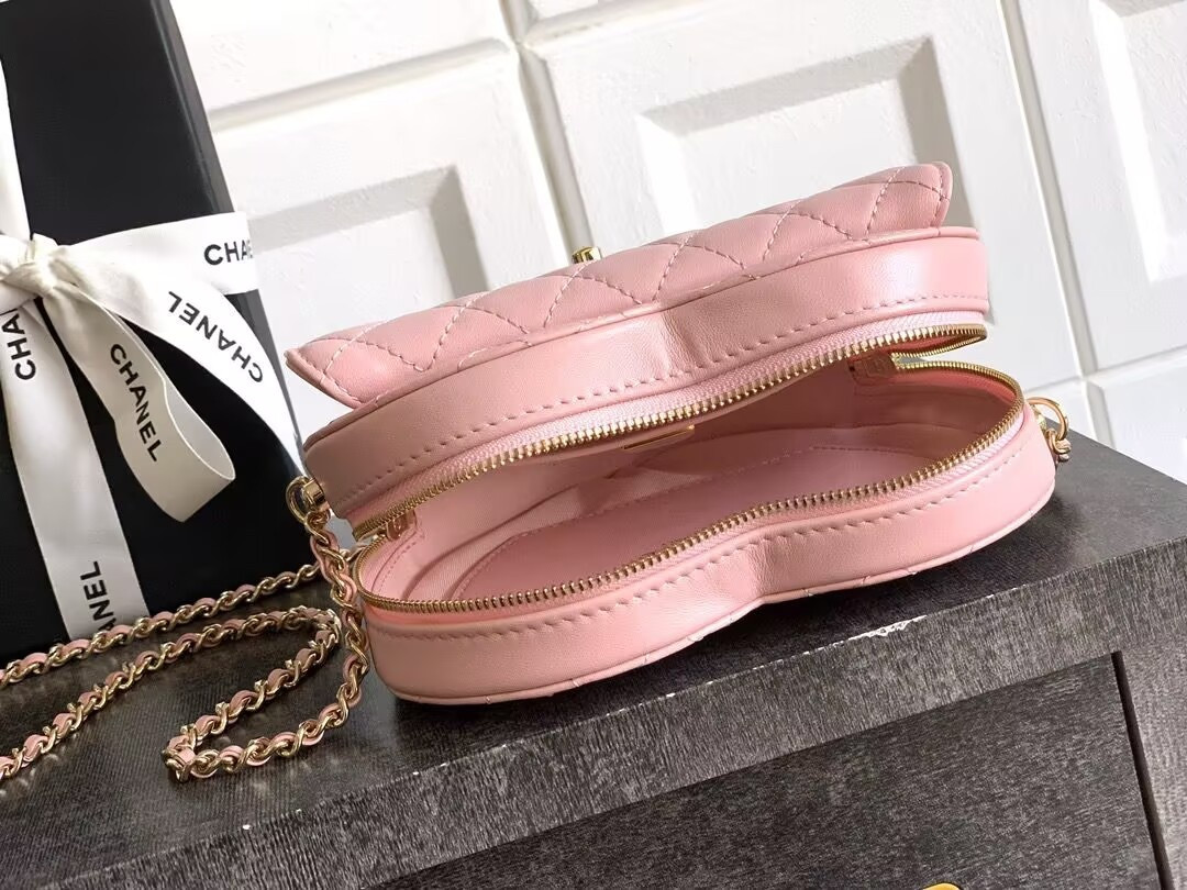 Ch*el 25b heart bag as5764 18x19x5cm