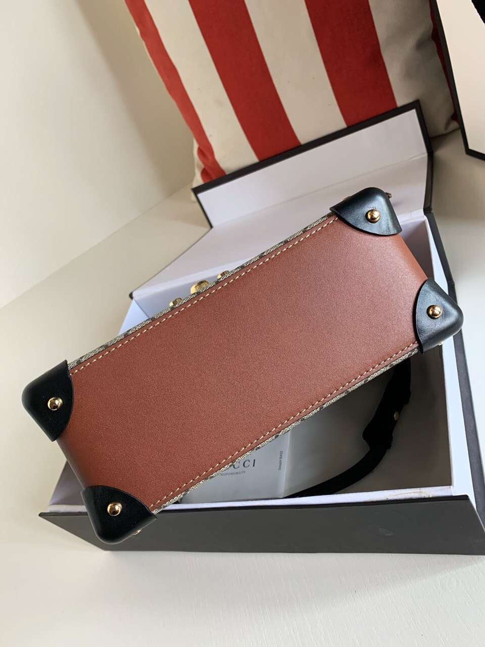 G*u*i small padlock 24cm