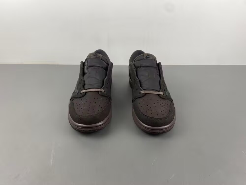 UA Travis Scott x Air Jordan 1 Low OG Velvet Brown