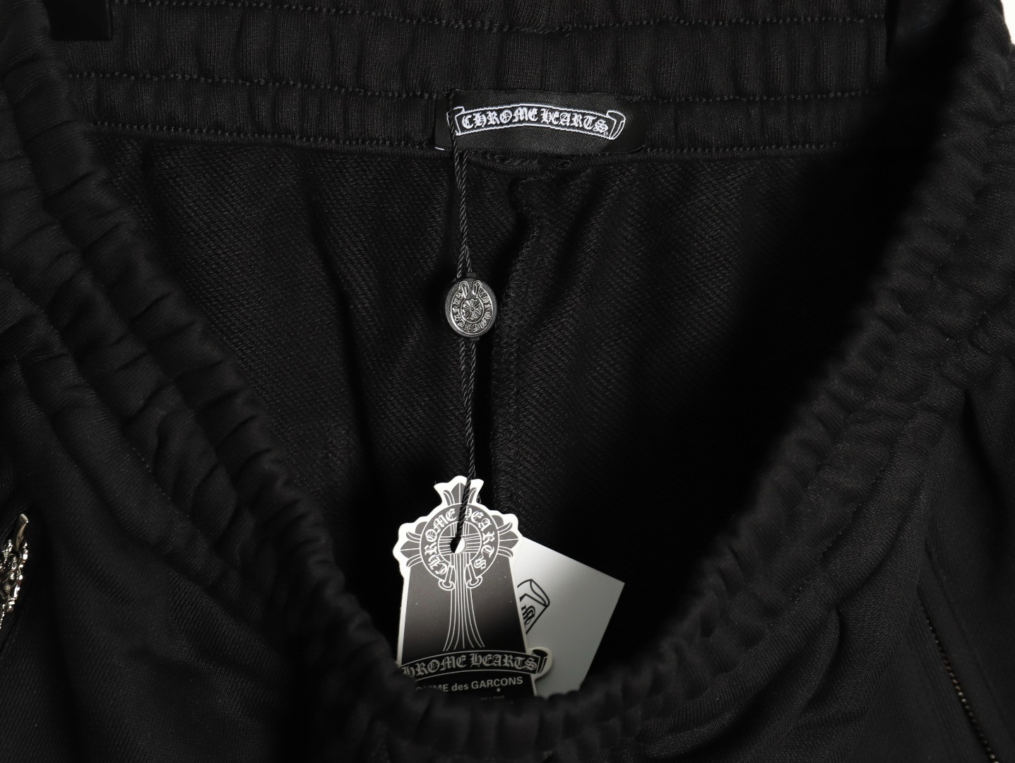 Ch**me He**ts shorts