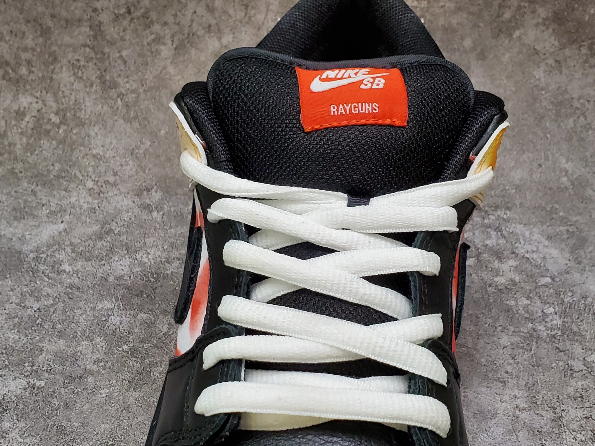 Nike SB Dunk Low