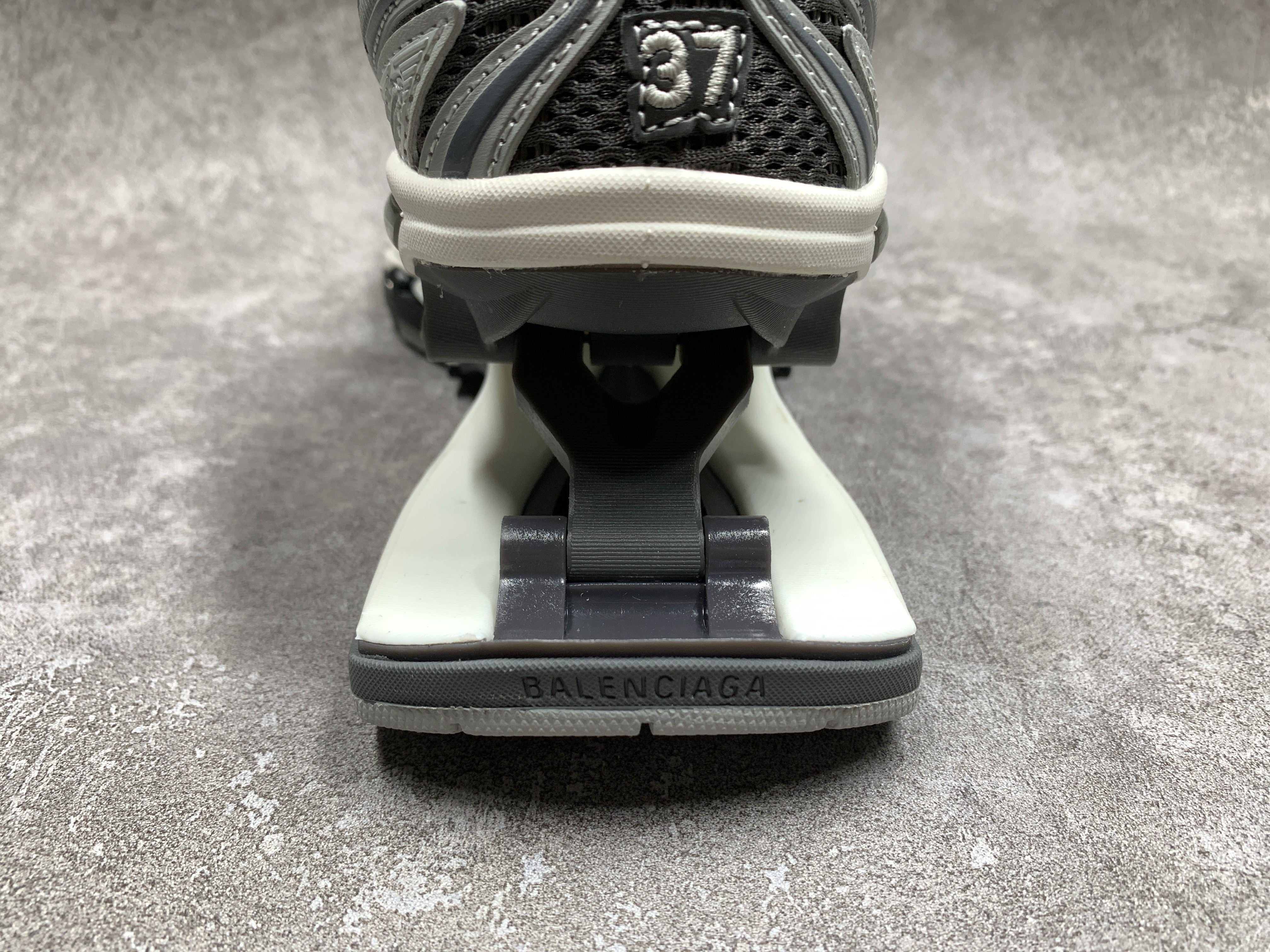 Balenciga X-Pander Grey