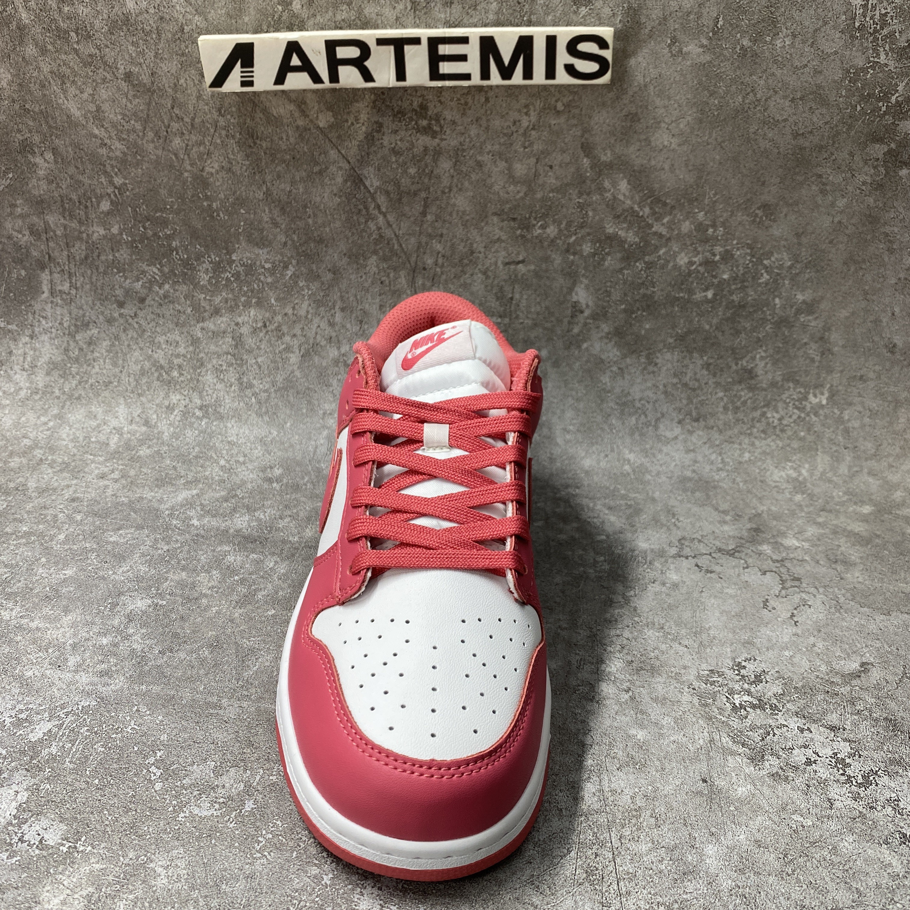 Nike Dunk Low Archeo Pink