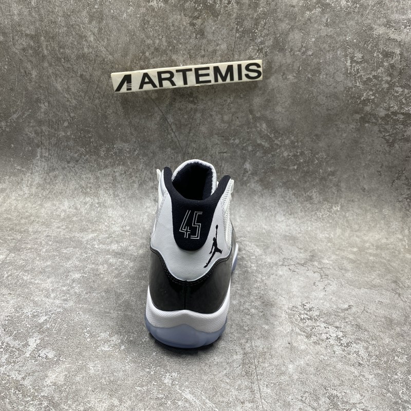 Air Jordan 11 Retro Concord (2018)