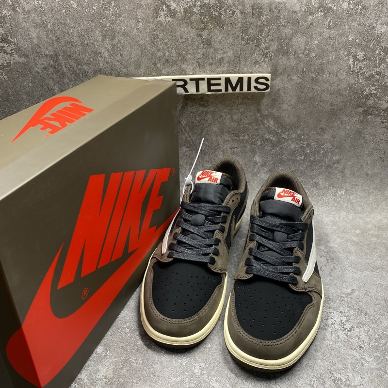 Air Jordan 1 Retro Low OG SP Travis Scott