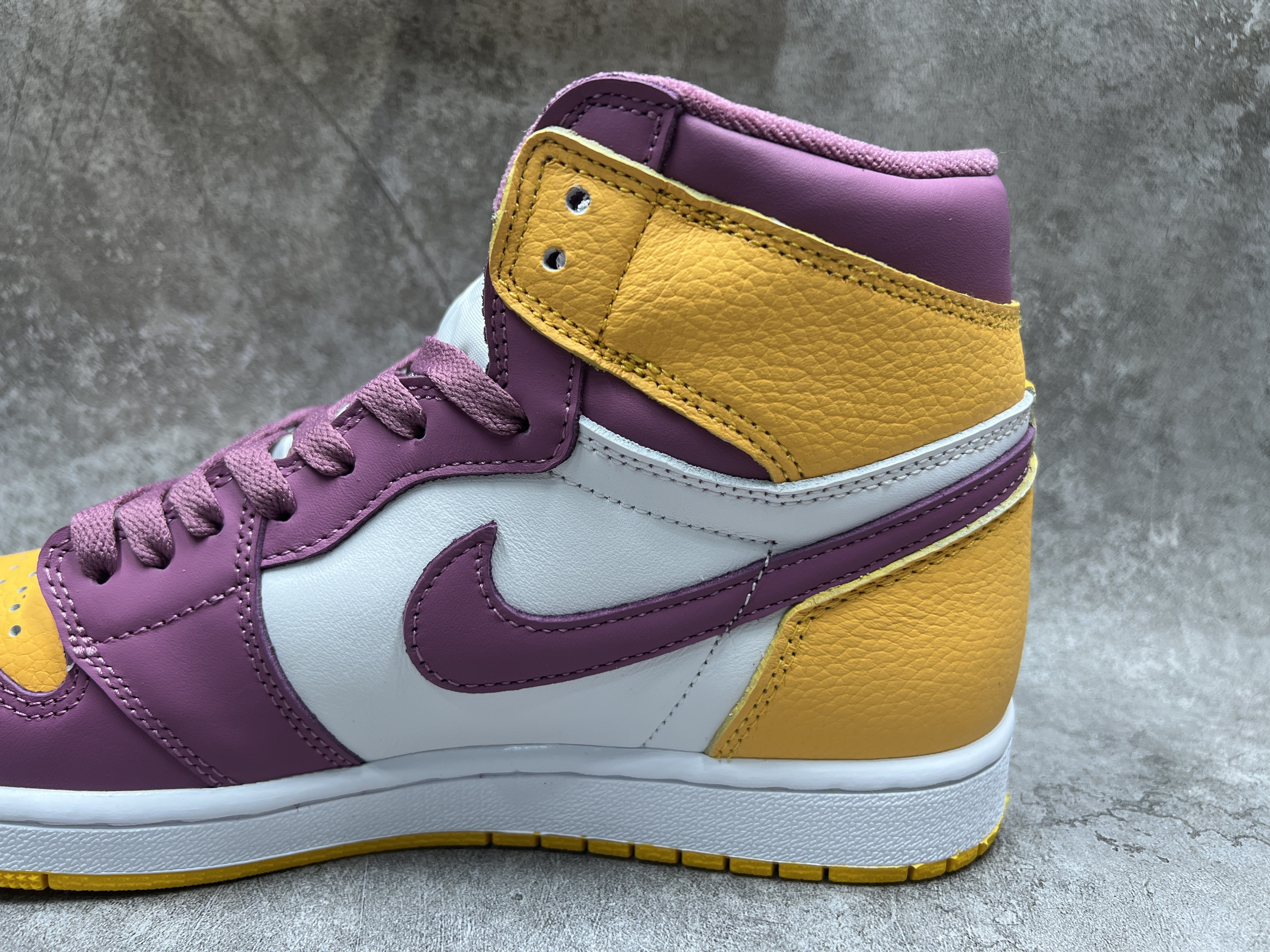 Air Jordan 1 High Retro OG Brotherhood