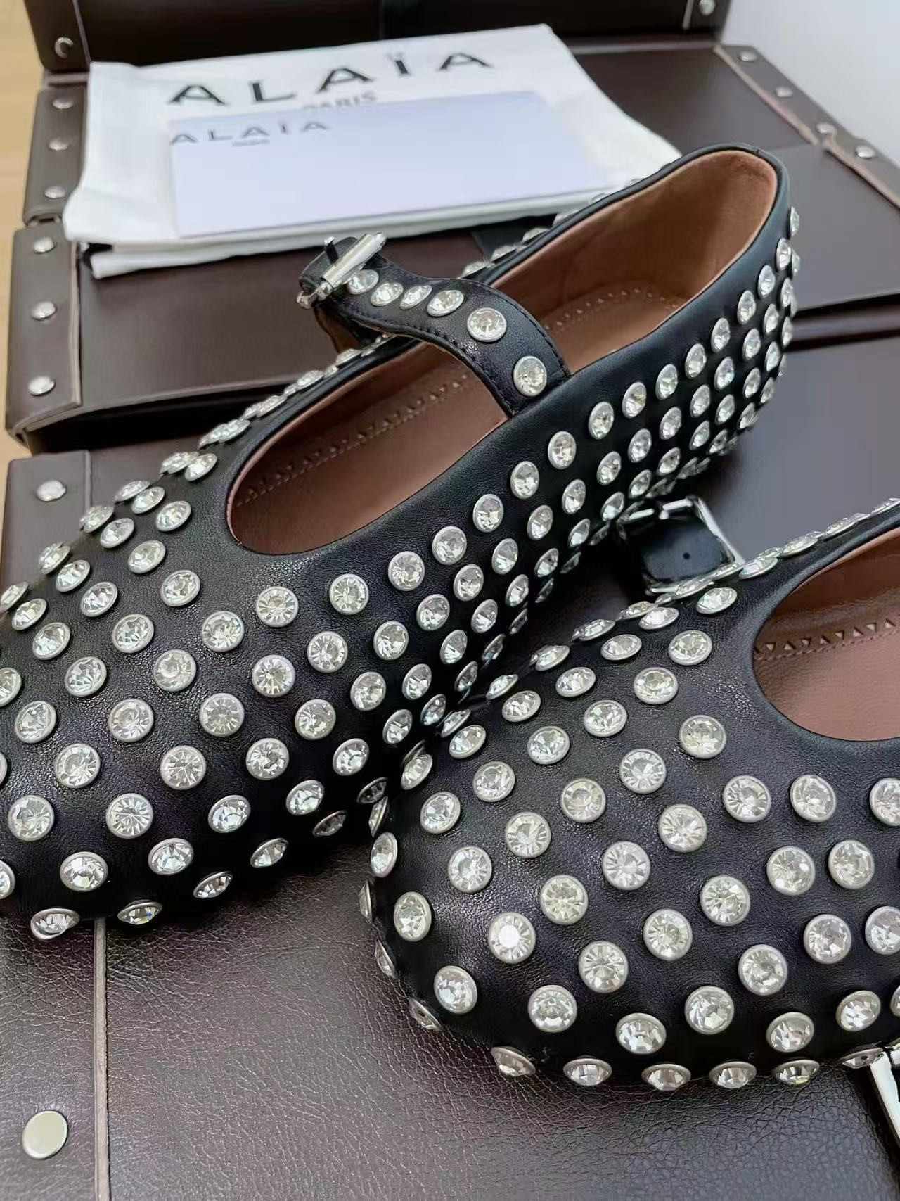 UA ALAÏA STRASS BALLET FLATS