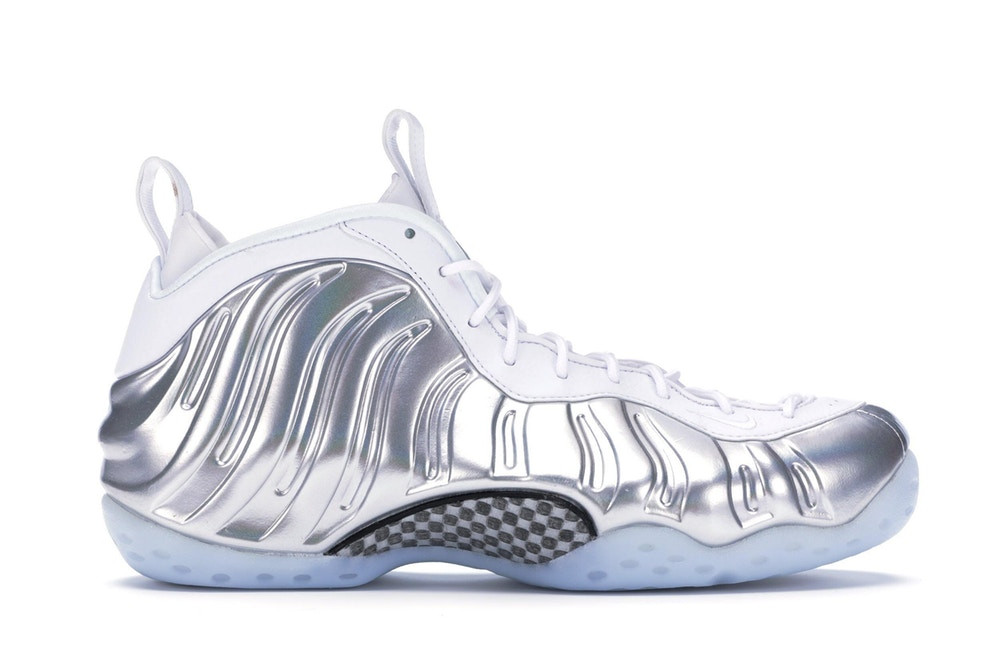 air foamposite one Ch*0me white