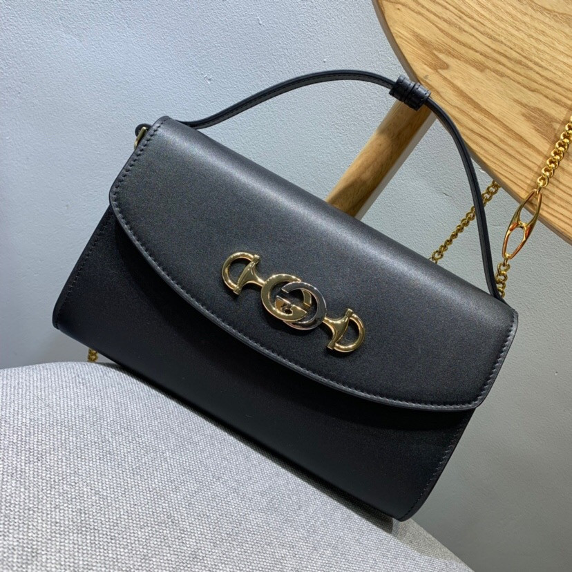 G*u*i zumi smooth leather small shoulder bag