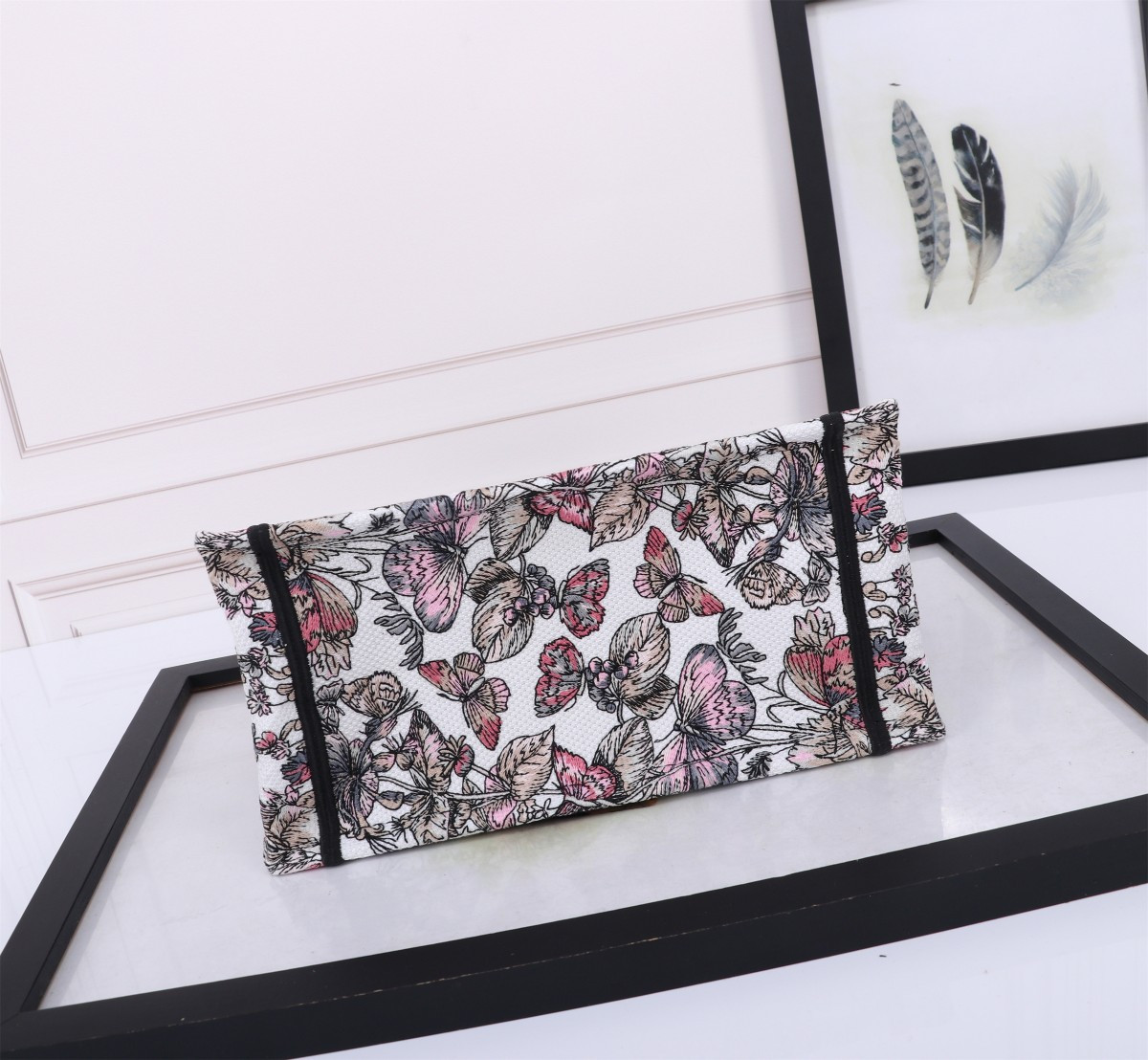 small D*or book tote white and pastel pink butterfly around the world embroidery 10.5 x 8.5 x 5.5 inches