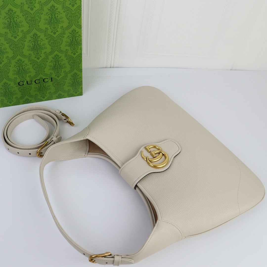 G*u*i aphrodite medium shoulder bag white w15.3" x h15" x d.8"