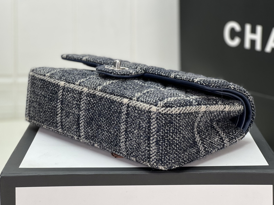 Ch*el classic 11.12 handbag tweed & silver-tone metal  6 × 9.9 × 2.5 in