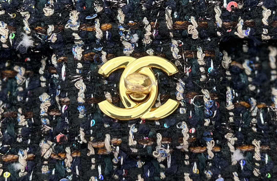 Ch*el mini classic 11.12 handbag tweed & gold-tone metal 4.7 × 7.8 × 2.3 in