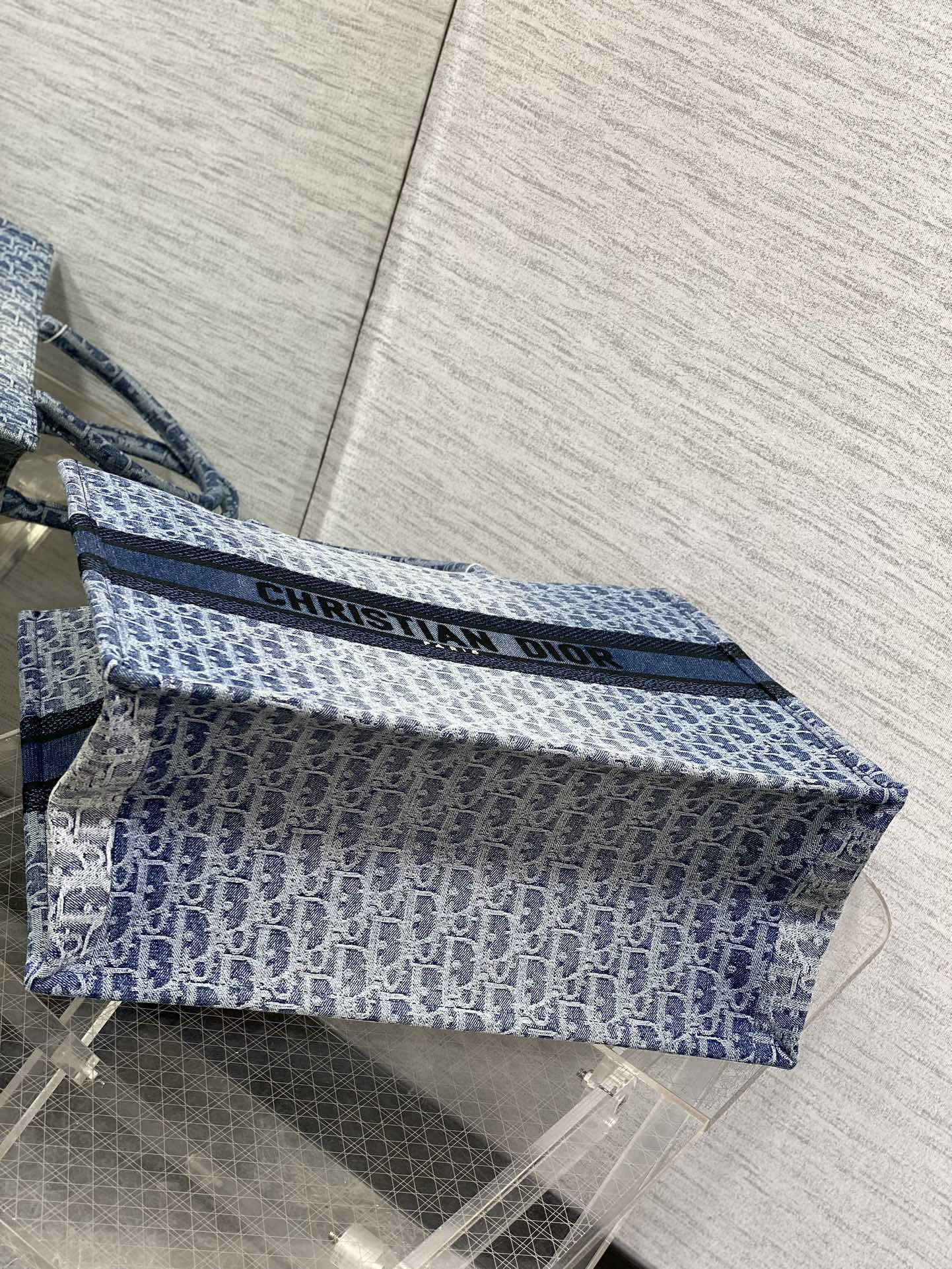 large D*or book tote blue denim D*or oblique jacquard 42 x 35 x 18.5 cm