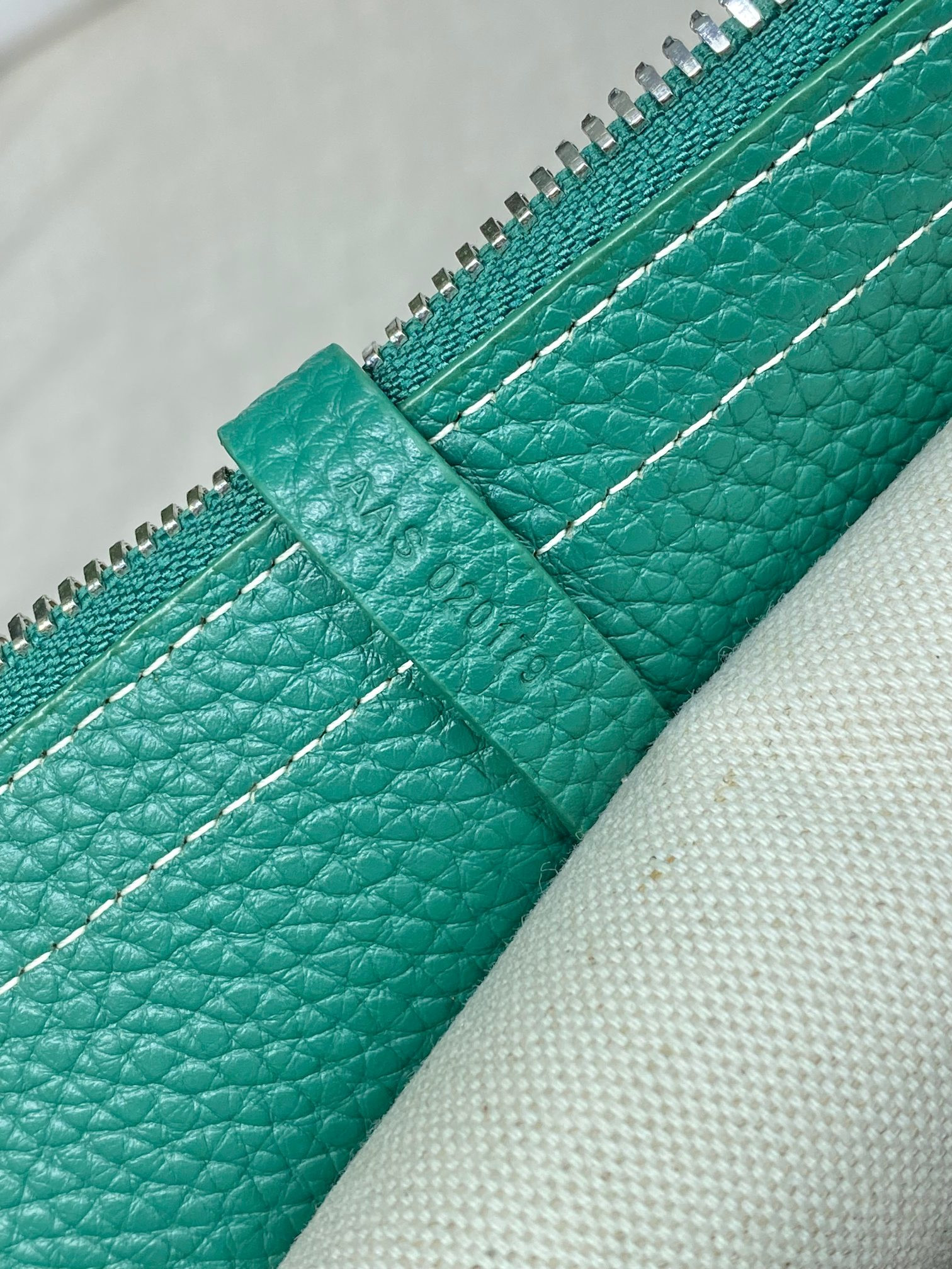 Go*ard chic du chien 41x30x16.5cm