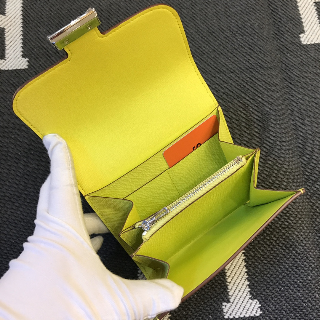 H**me5 wallet 13x12cm