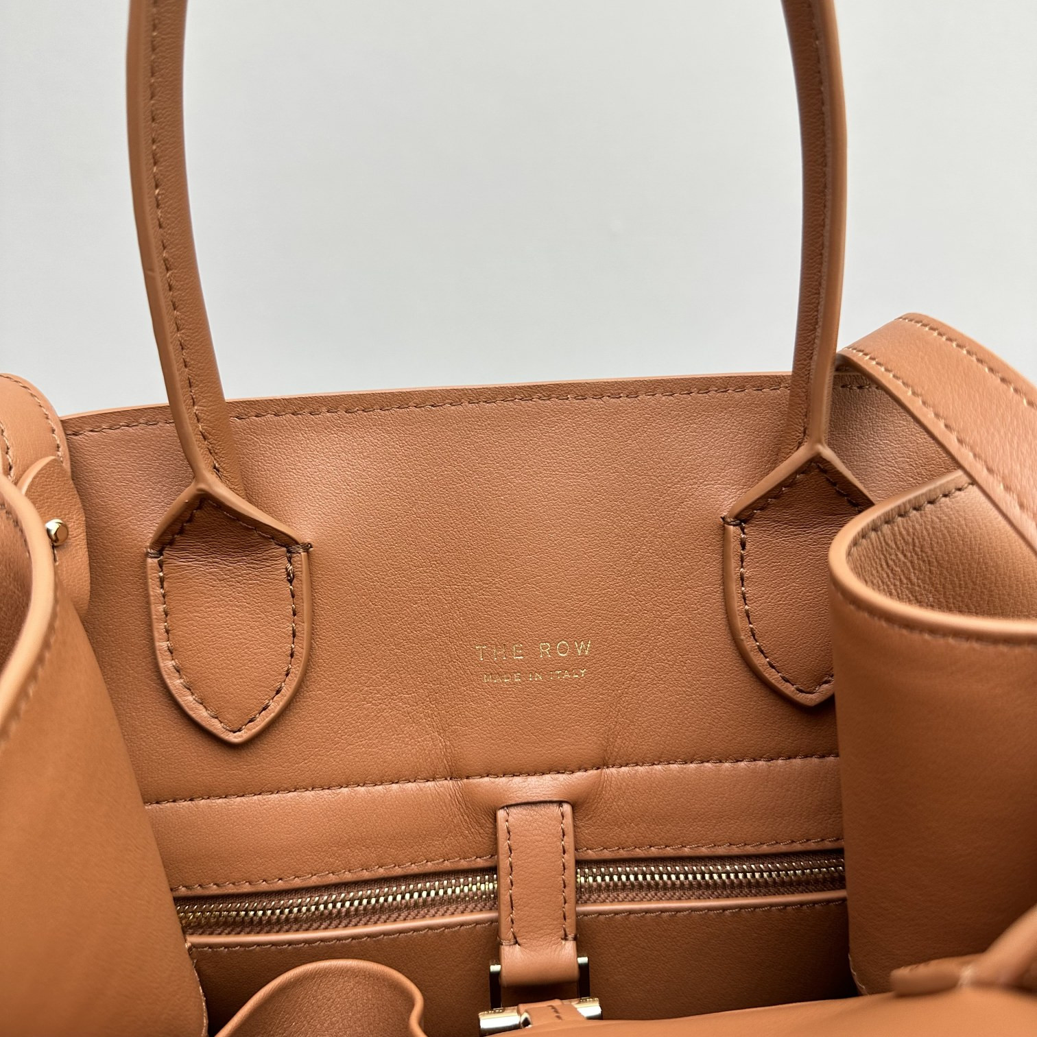 T*e R0w margaux belt 12 32x15x25cm