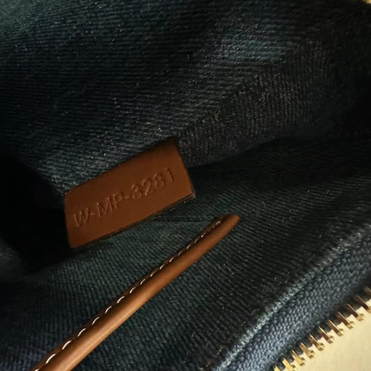 Ce**e ava triomphe bag 23x13.5x6cm