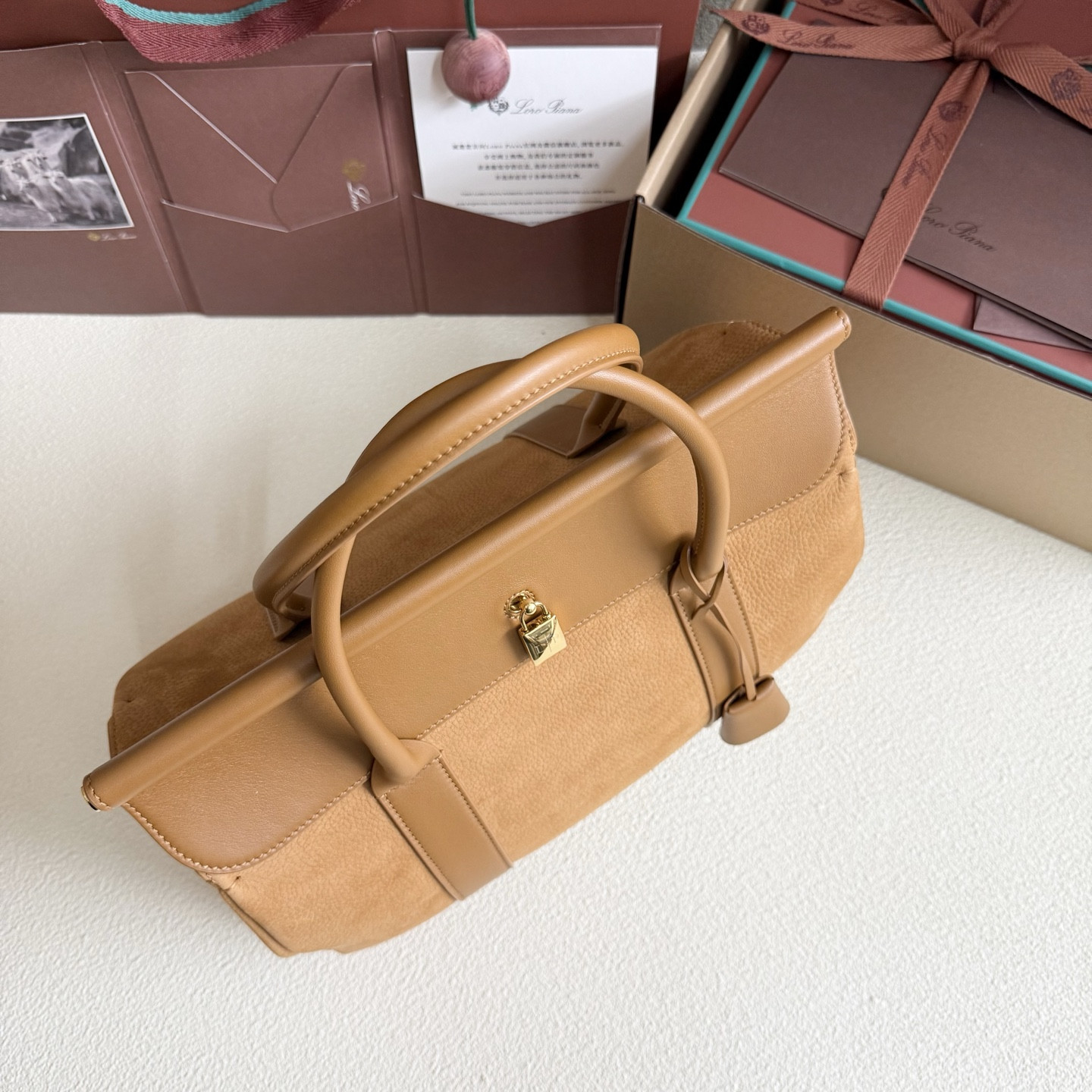 L**o p*ana loom l32 calfskin 33x23x18cm