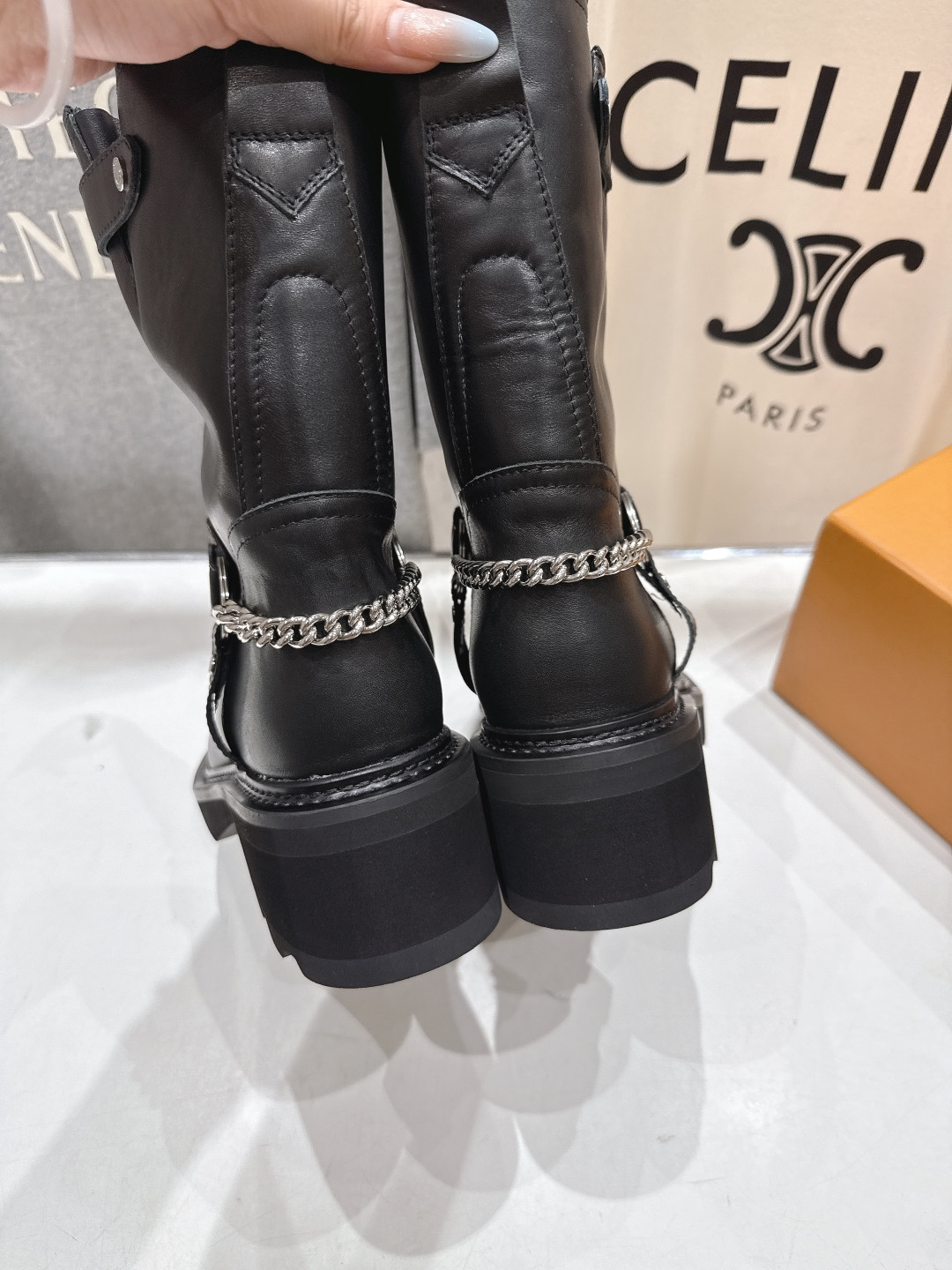 UA LV Beaubourg Ankle Boot